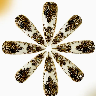 Golden Almond Rose Press-on Nails